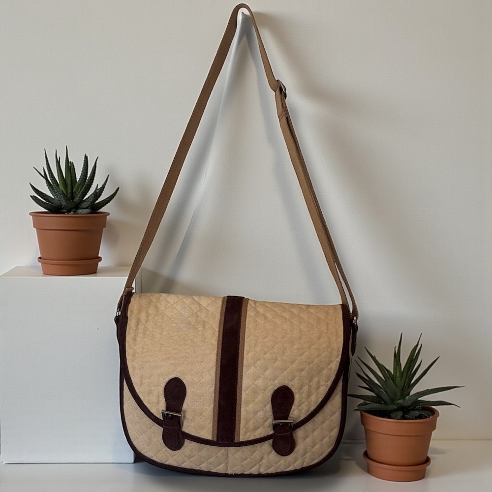 Vera Bradley‎ Quilted Messenger Bag Khaki Brown Suede Accents Adjustable Strap